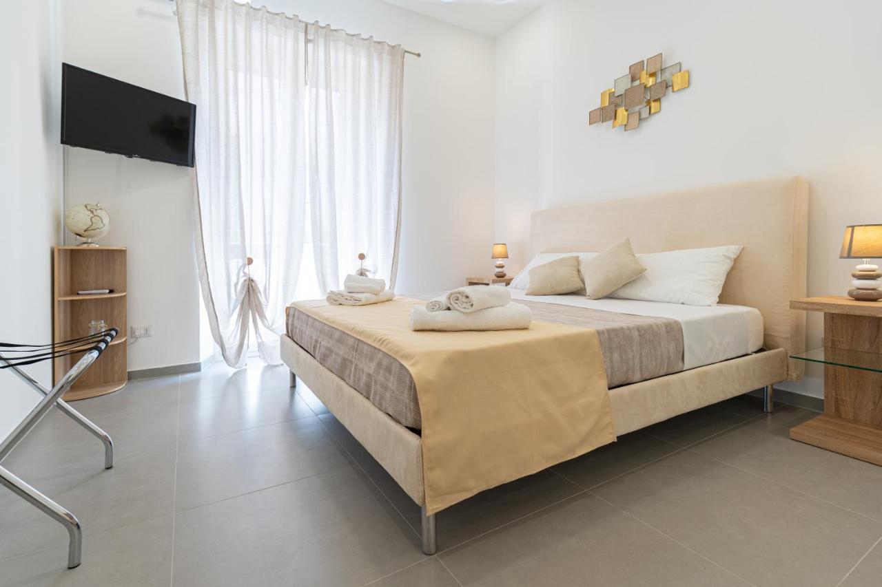 Lighthouse Apartment Taormina Buitenkant foto